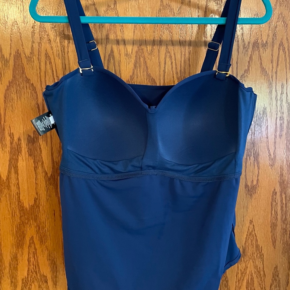 Catalina Elegant Navy Blue Swimsuit Top 2x - Picture 4 of 6